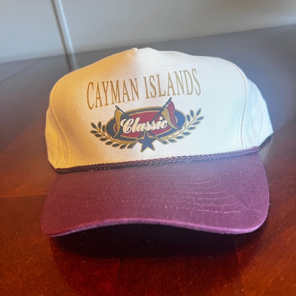 vintage Mohrs Cayman Islands Classic Adjustable Hat‎ Burgundy & White